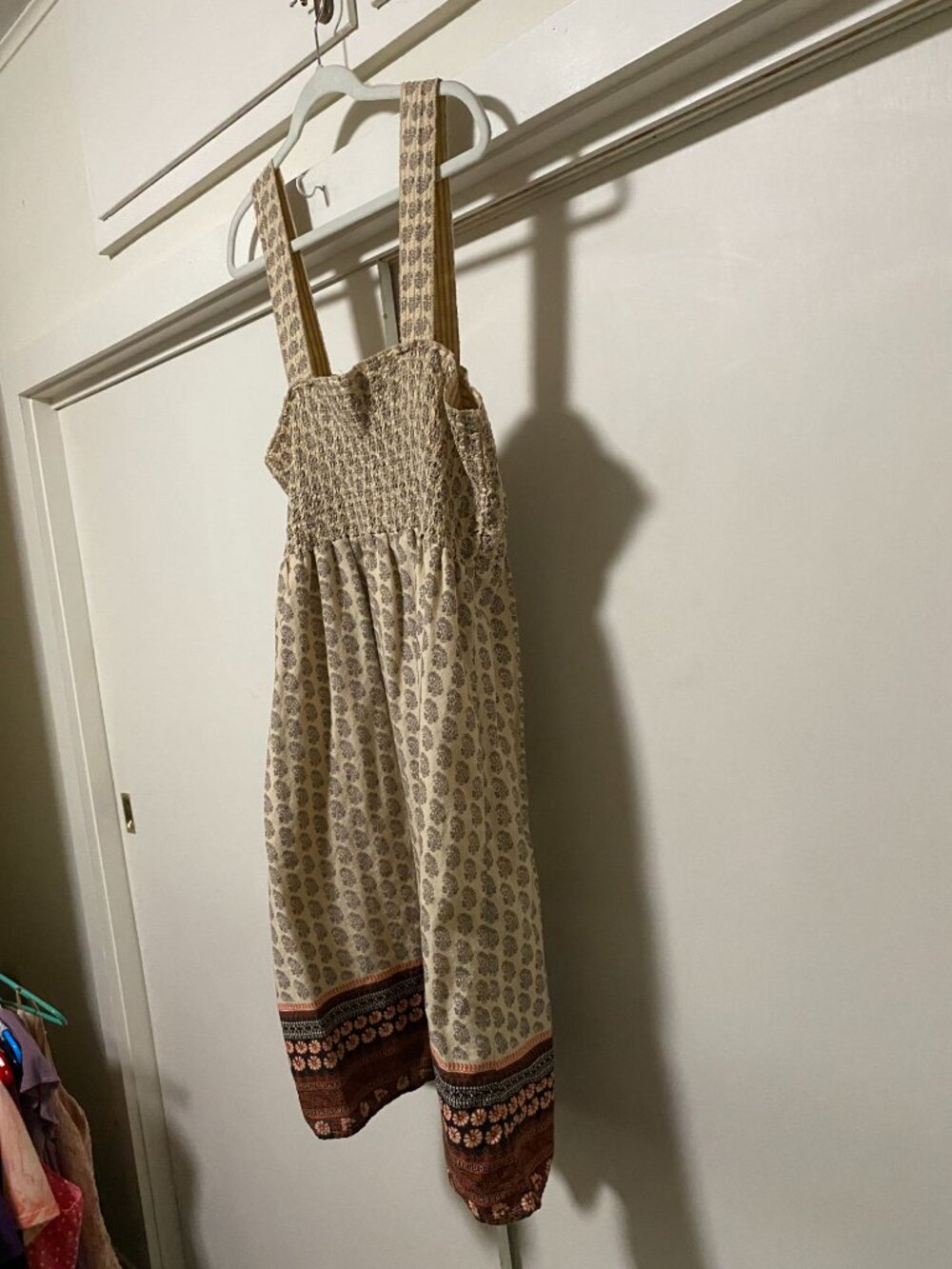 Wide strap, tan & brown, sundress w/scalloped top, size XL- 1X - Picture 5 of 8